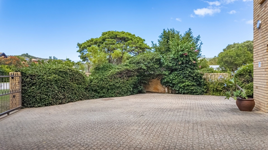 3 Bedroom Property for Sale in The Island Western Cape